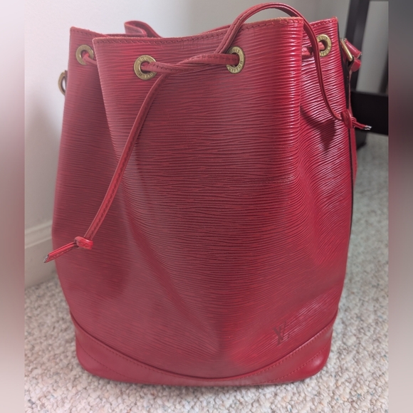 Louis Vuitton Handbags - Louis Vuitton Red Bucket Bag with Gold Accents